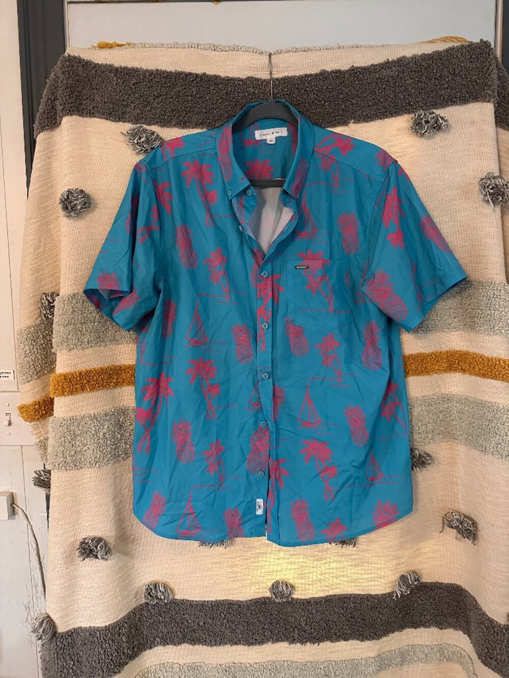 Vintage Summer Pineapple Palm Tree Sailboat Resort Shirt - Size Medium EUC